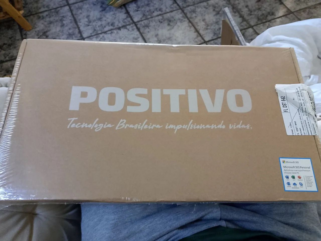 Notebook Positivo LCD 15 zero caixa.