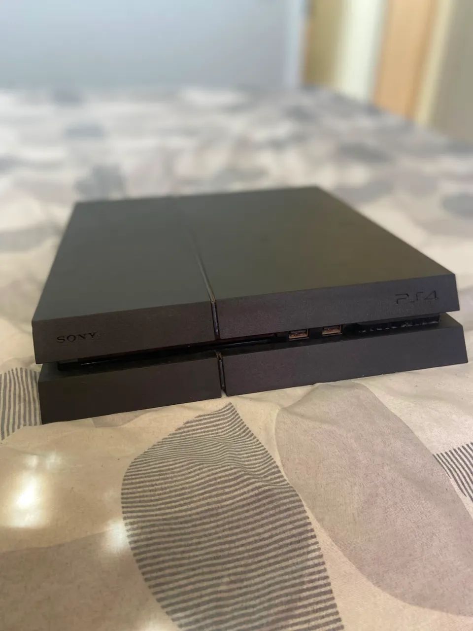 PS4 + 2 controles + PES 21  - Foto 2