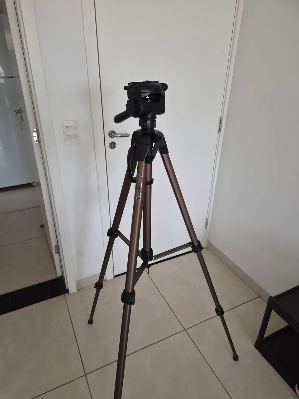 Tripé Weifang WT3770 - Foto 3