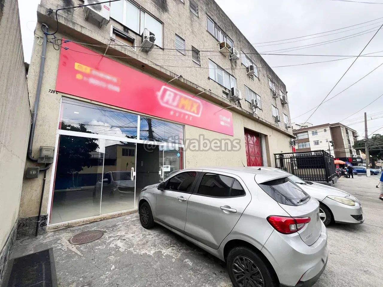 Loja de rua e avenida principal aproximadamente 70 m2 com porta automática - Foto 4
