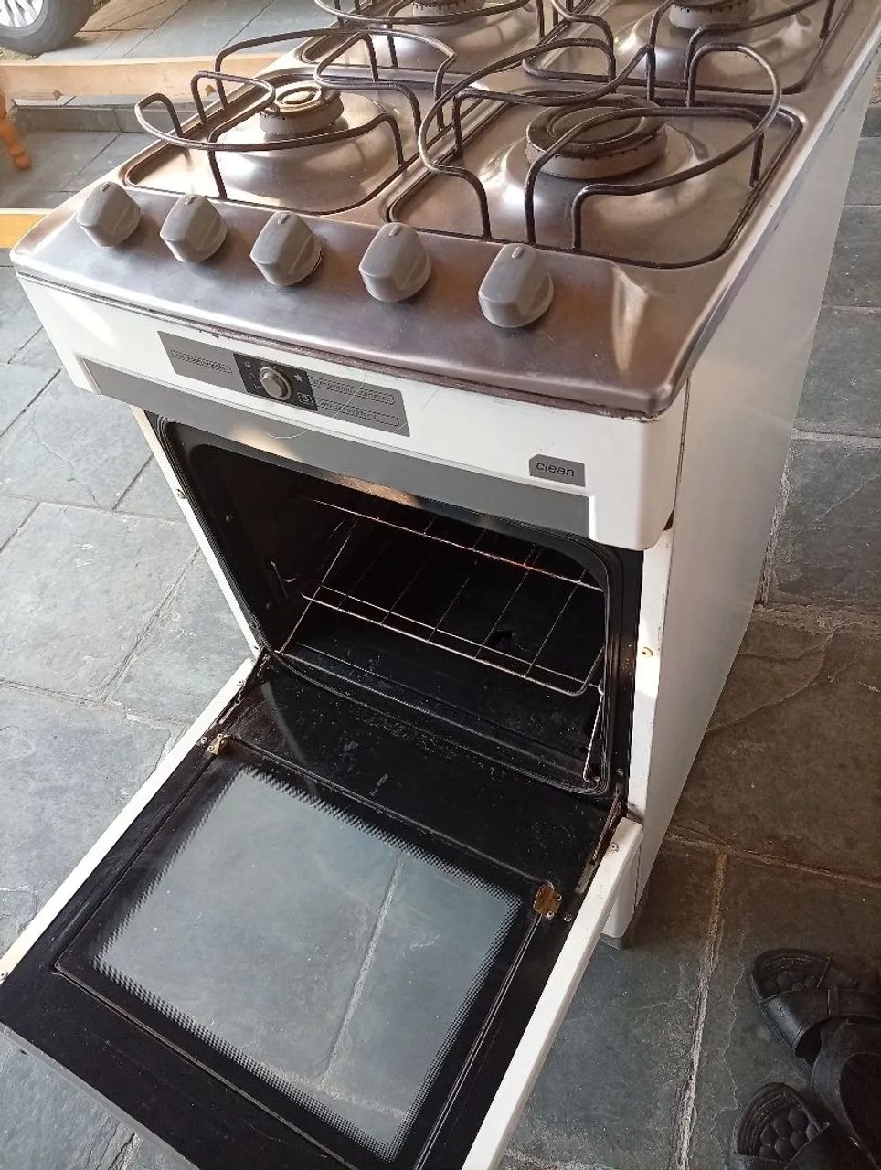 Fogão elétrico da marca Brastemp  - Foto 2