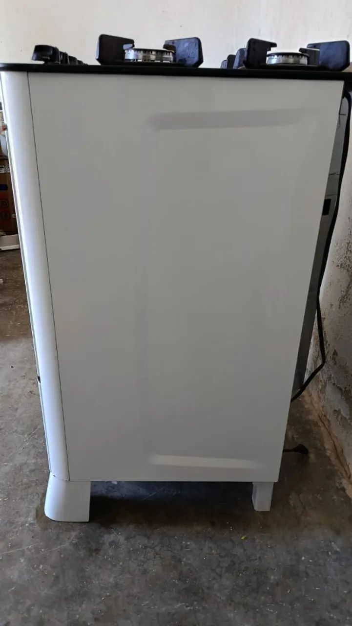 Fogão Esmaltec 4 bocas. - Foto 4