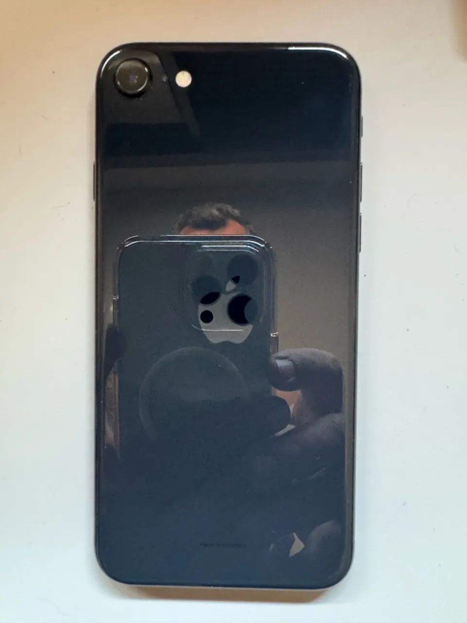 iPhone SE 