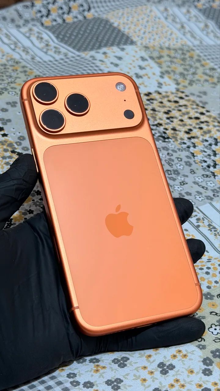 iPhone 17 Pro Max 256GB?ORANGE? - Celulares e Smartphones - Centro