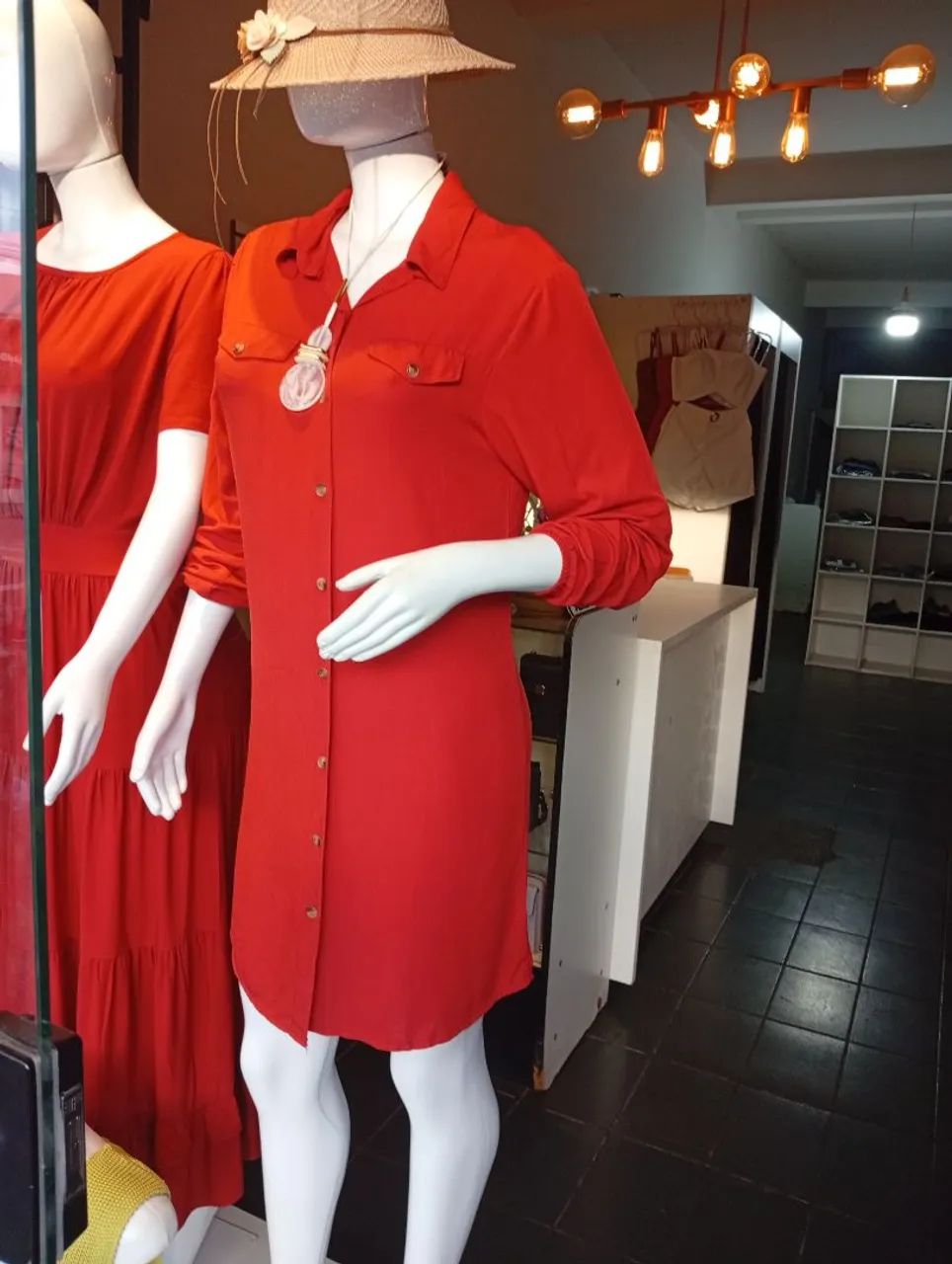 Móveis para loja de roupas