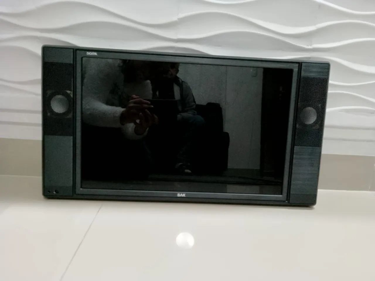 Tv 17 polegadaas BAK - Foto 2