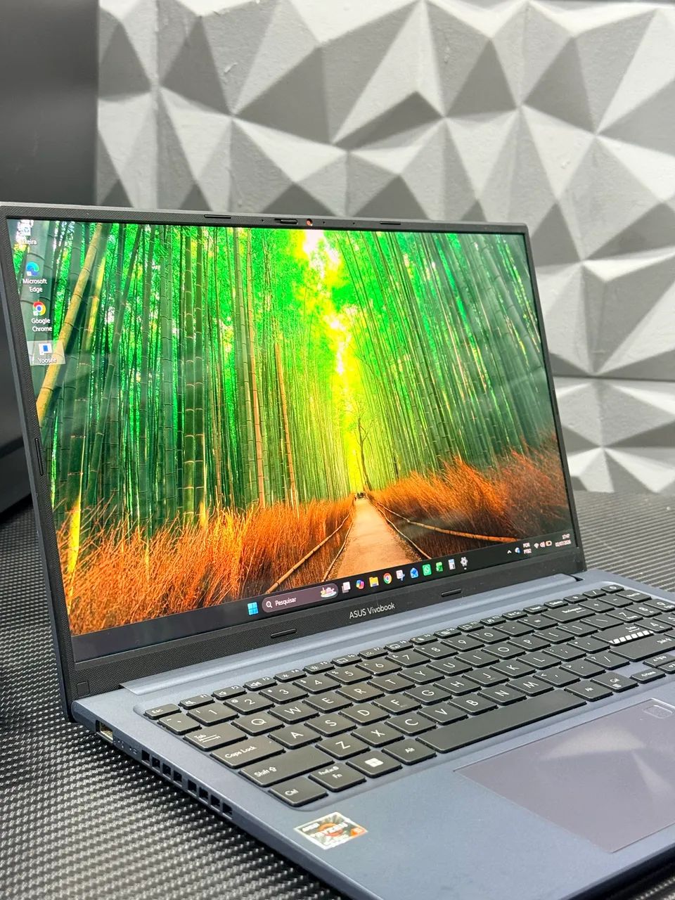Windowsノート本体 ASUS Vivobook M1403Q Ryzen5 5600H Notebook Asus Vivobook 15? OLED Ryzen 5 5600H, 16GB 3200Mhz, SSD