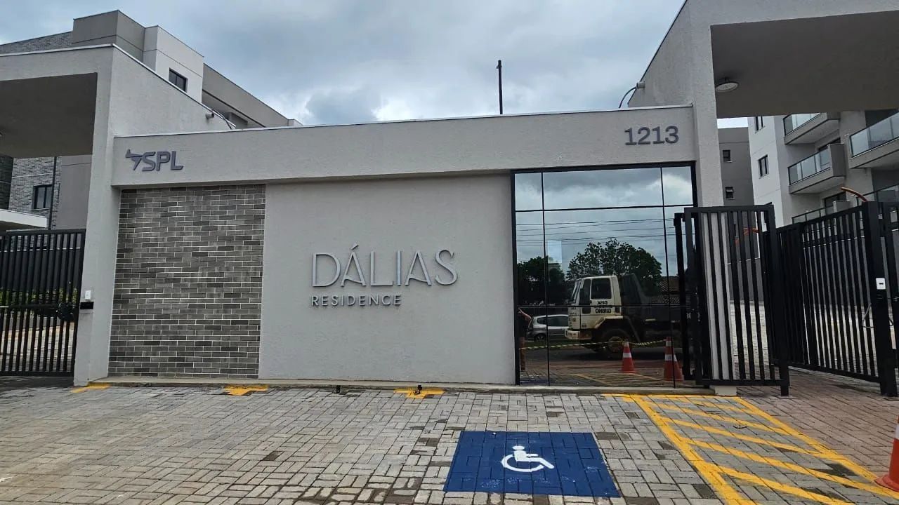 Apartamento 2 quartos c/ suíte em Holambra - Último andar | Dálias Residence