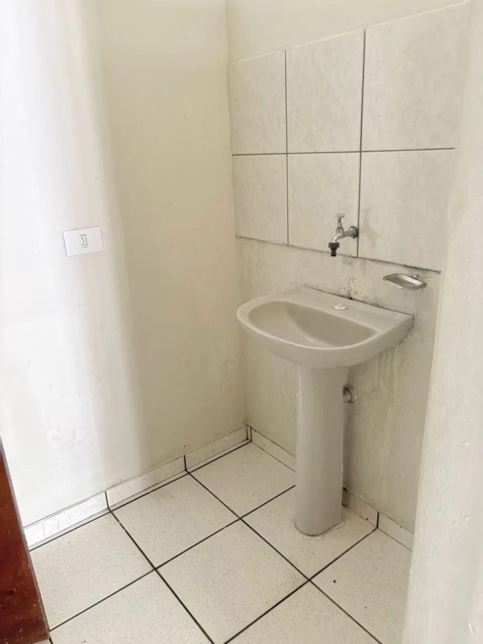 Alugo sala comercial rua Paranaguá 155 - Foto 5