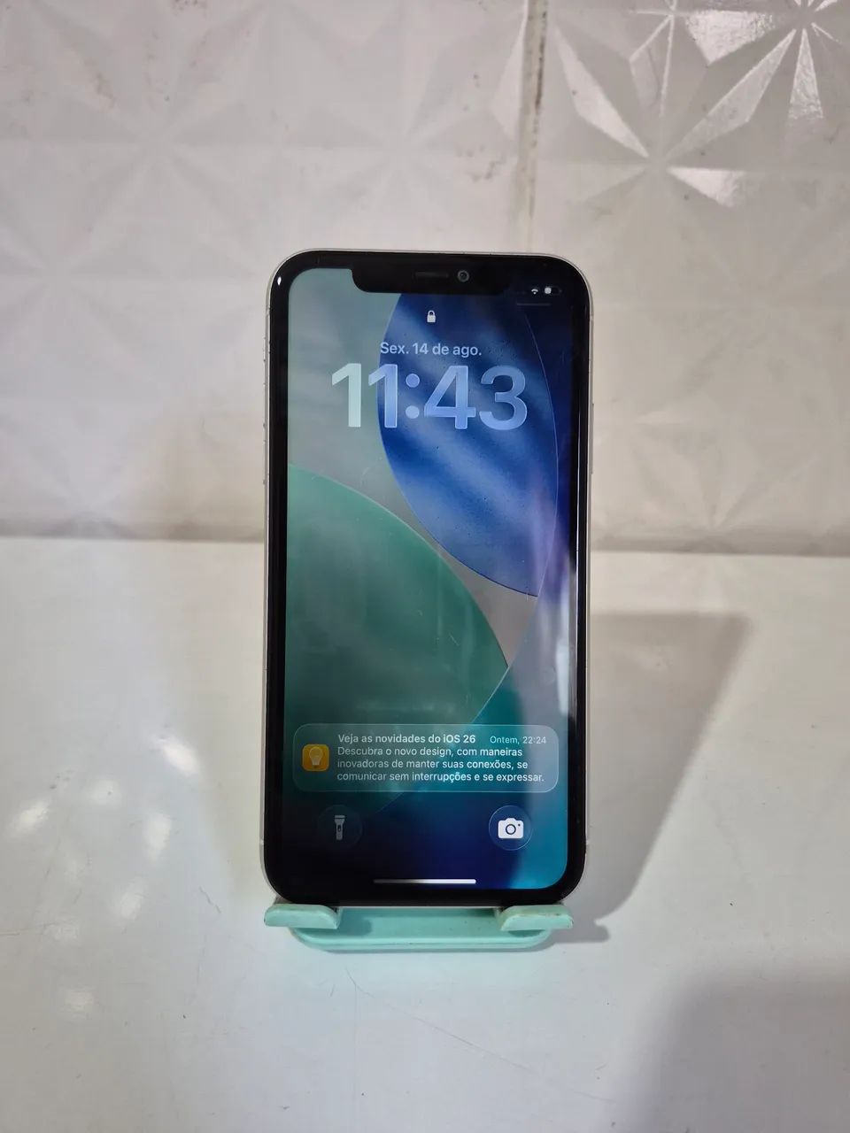Iphone 11 leia a descrição 
