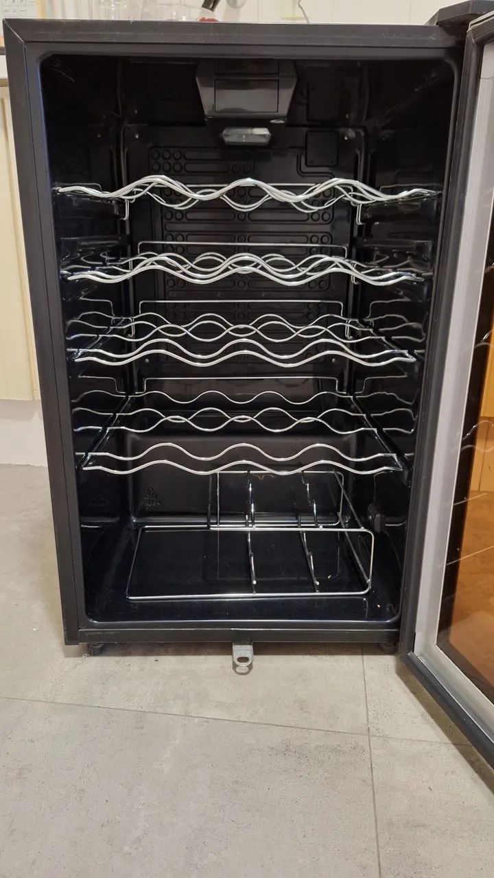 Adega para vinhos - Foto 5