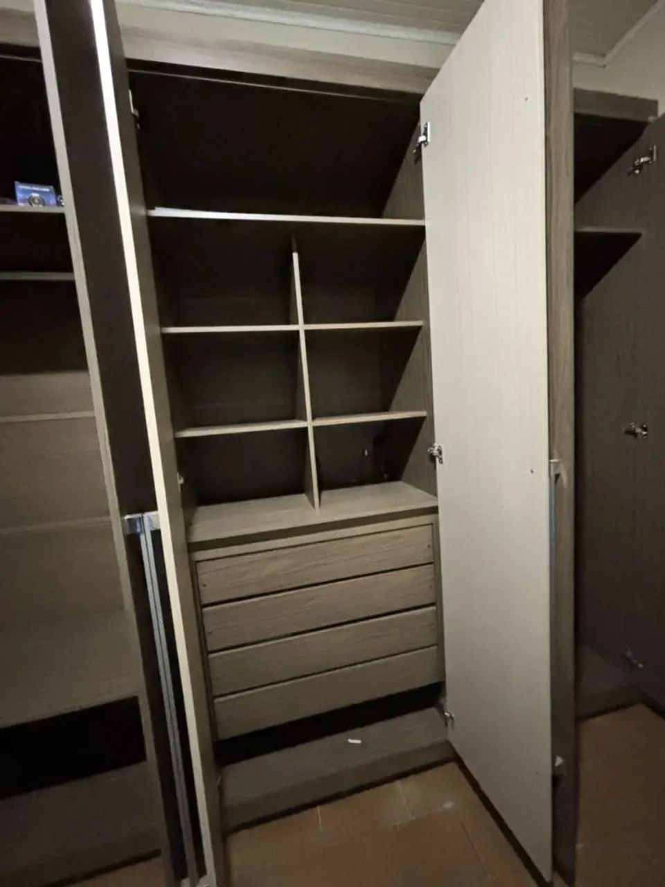 Guarda roupa grande  - Foto 3