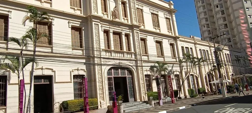 Sala para alugar em Campinas, Centro, com 63.5 m², Arcadas