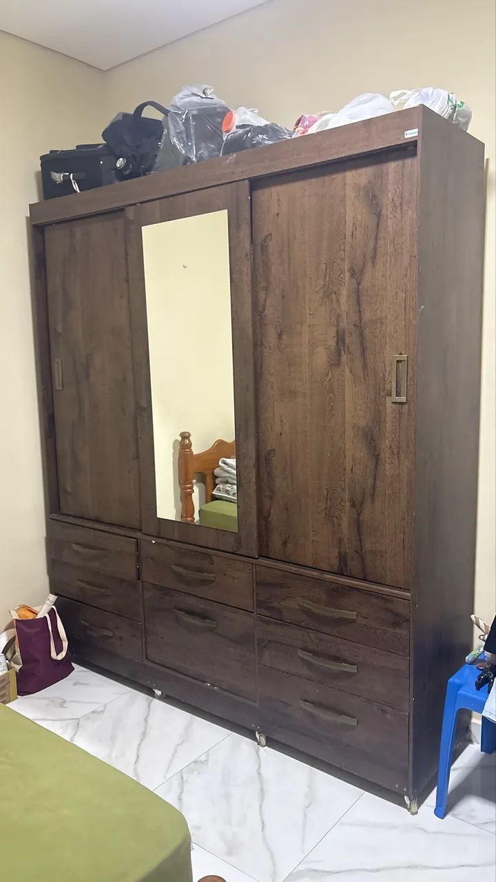 Vendo guarda roupa já desmontado 