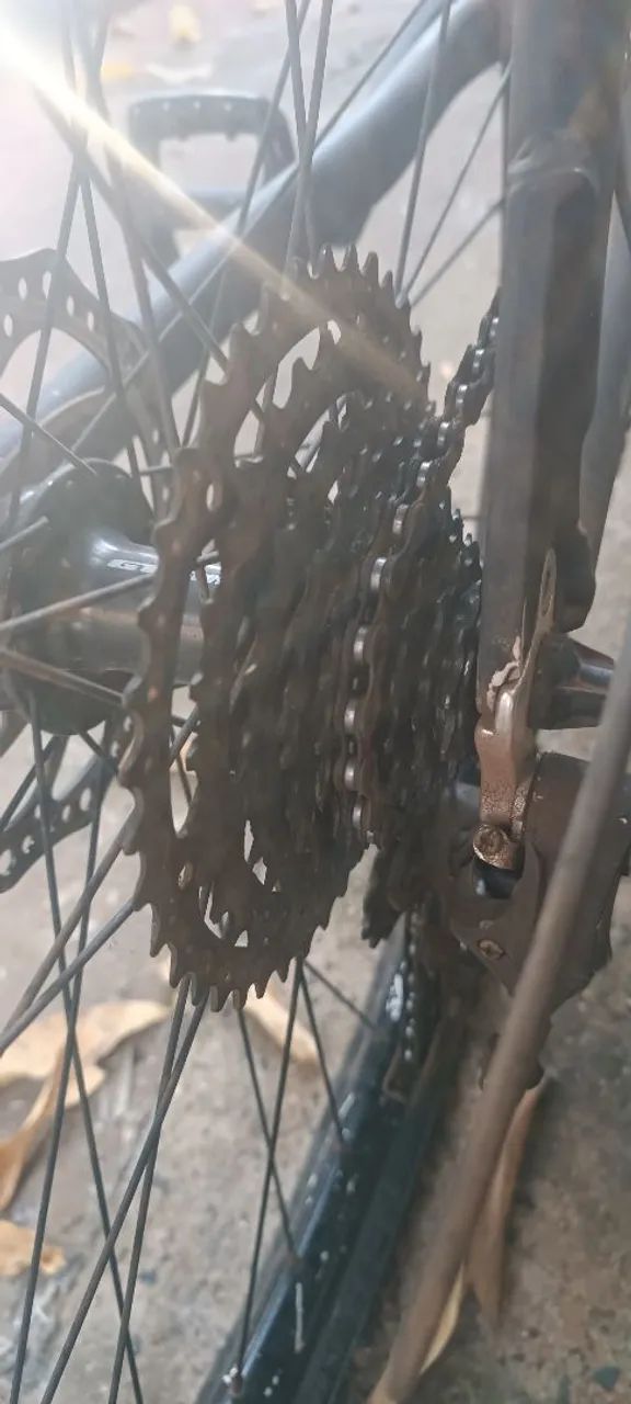 Vendo troco por iPhone 13 bike aro 29 com 27 marchas - Foto 5