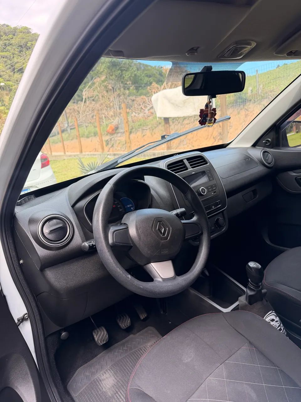 Renault Kwid Zen 1.0 Flex 12V 5P Mec. 2019 - Foto 2