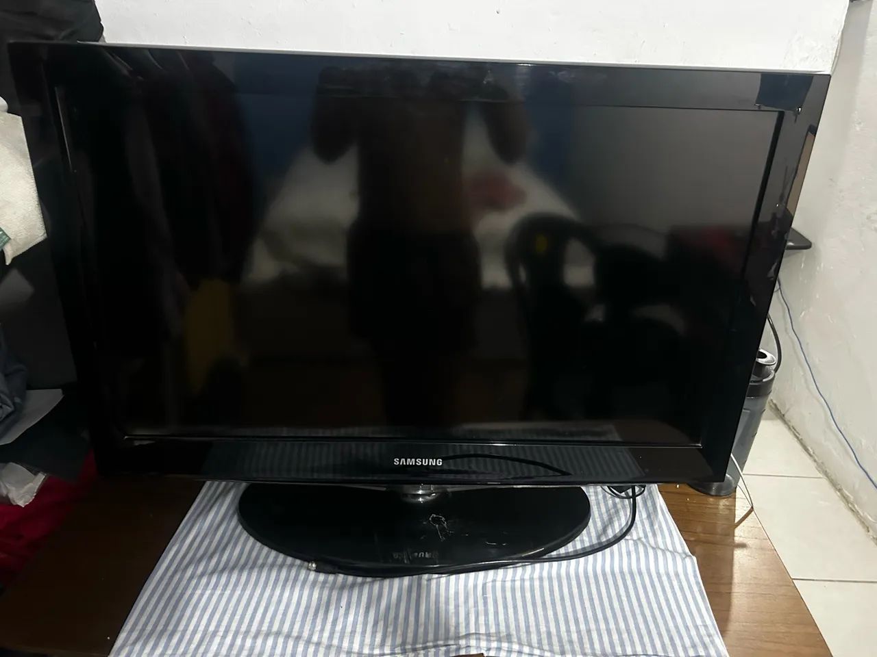 Vende- se TV não é smart