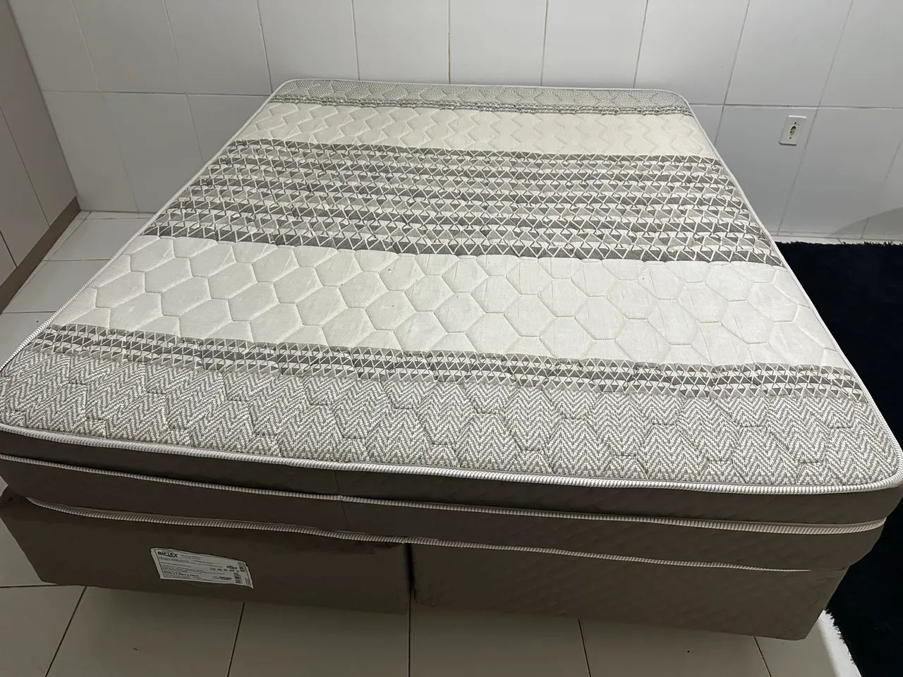 Cama semi nova  - Foto 3