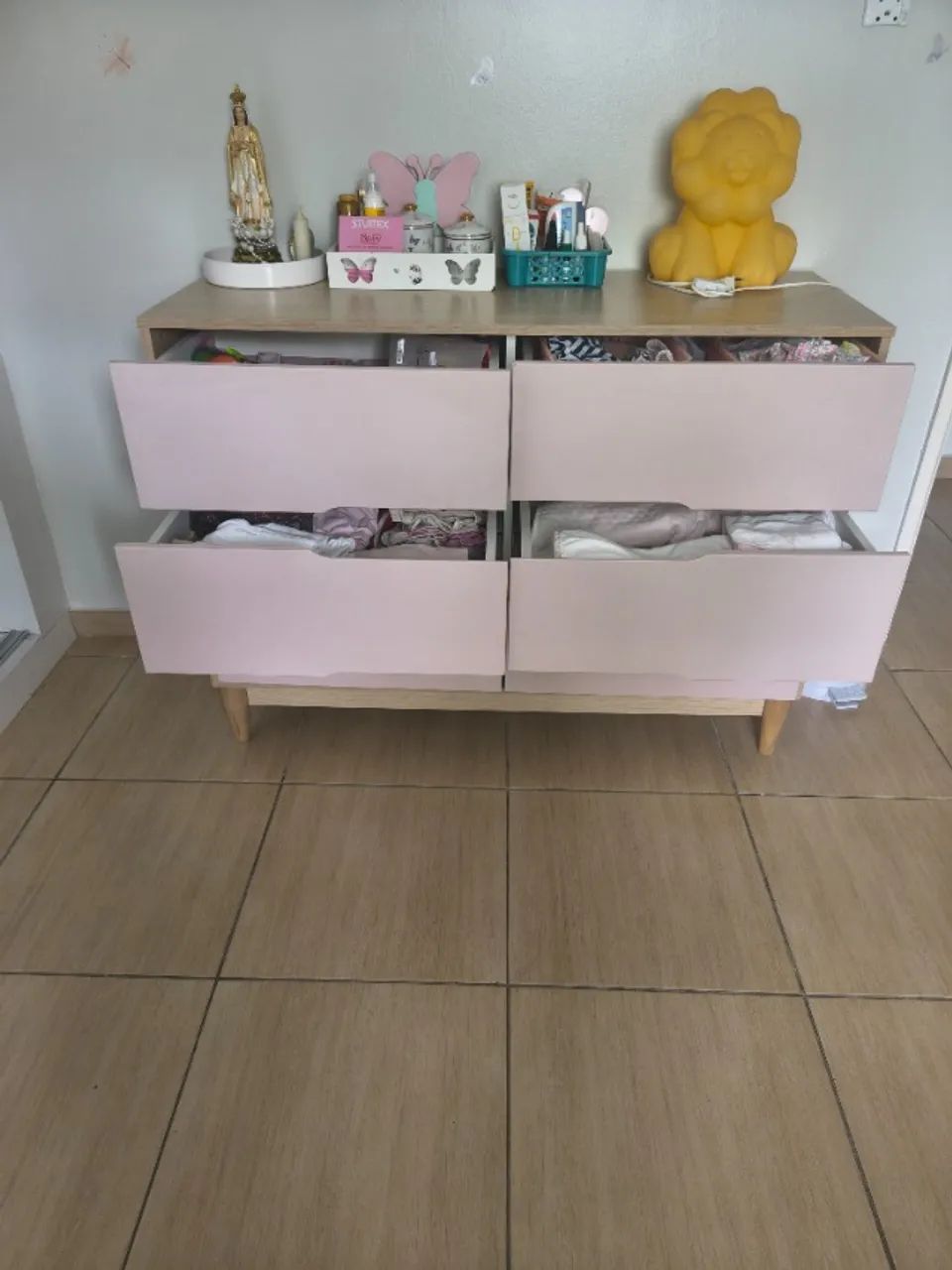Cômoda rosa infantil rosa com amaderado - Foto 2