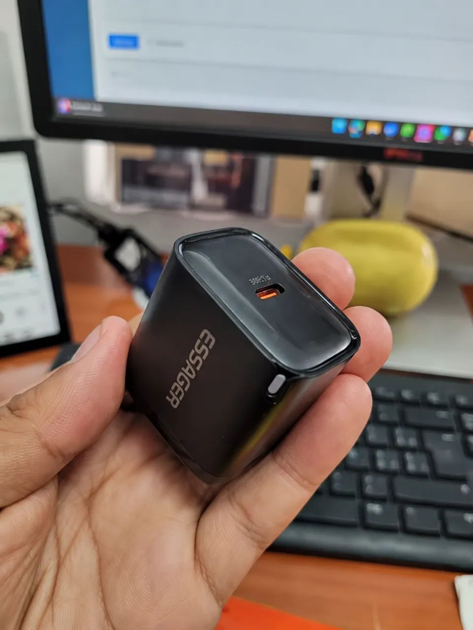 Carregador de Parede Essager 30W - USB-C - Compacto - Novo - Foto 2