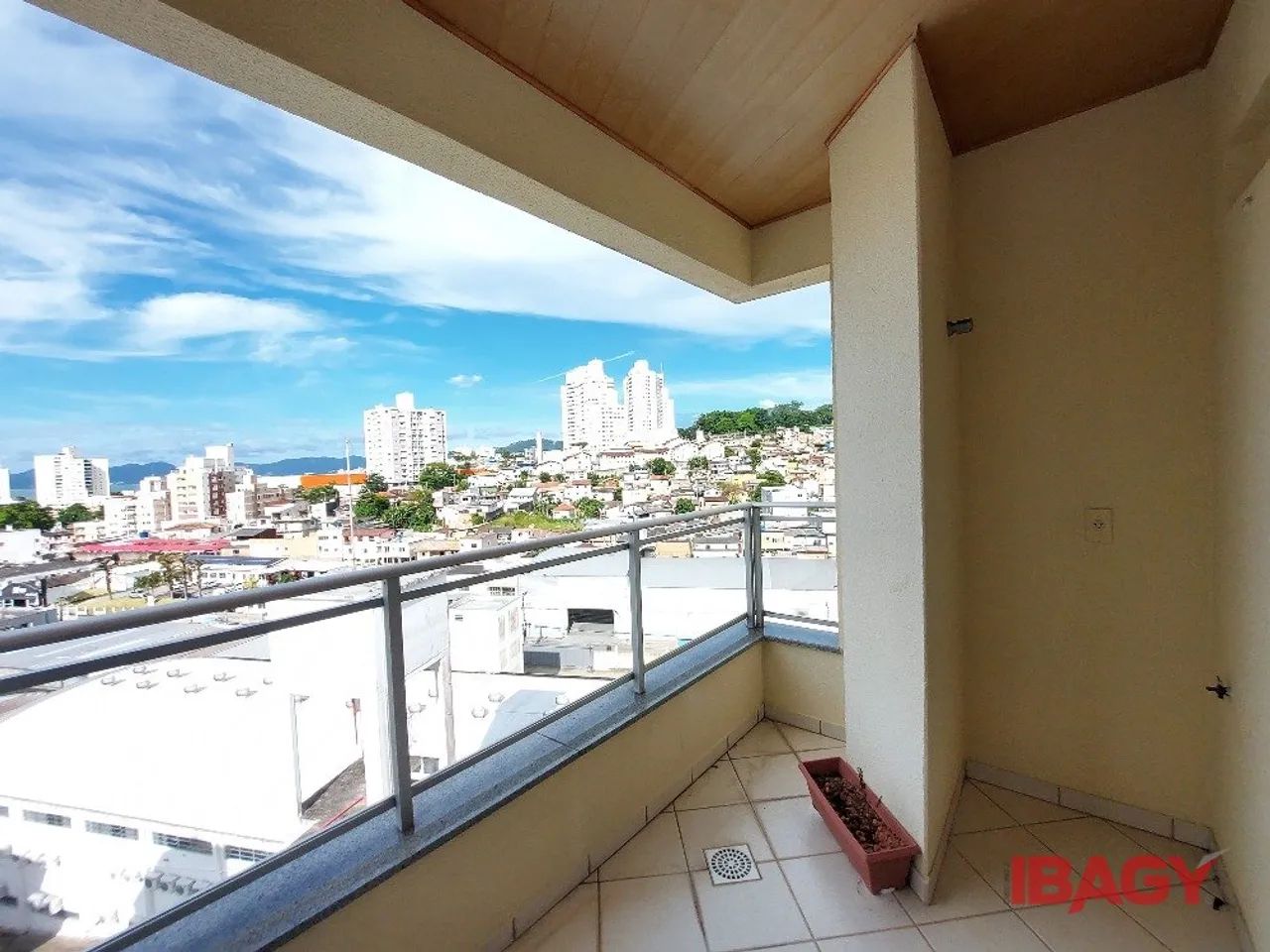 Excelente Apartamento 2 dormitório(s) em Estreito - Florianópolis - Foto 5