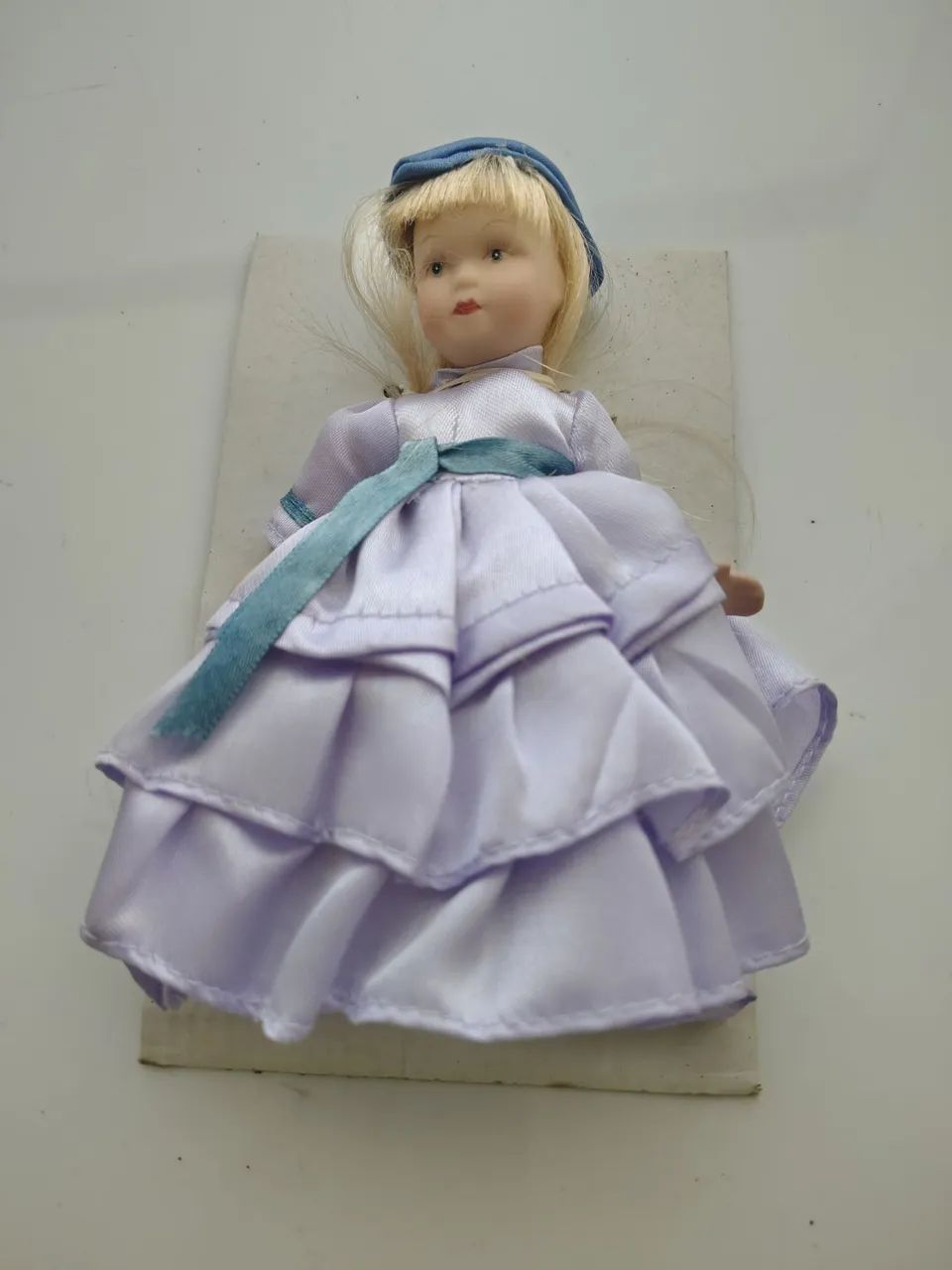 Par de Bonecas Knightsbridge Dolls - Foto 4