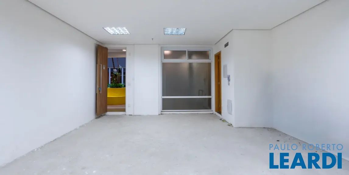 CONJ. COMERCIAL - CAMPO BELO - SP - Foto 2