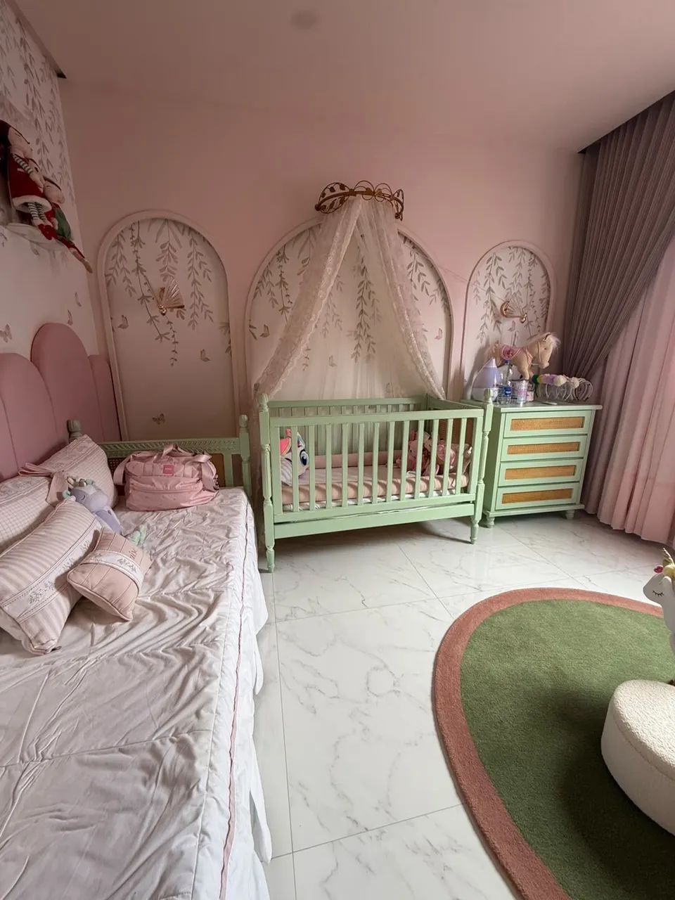 Móveis quarto de bebê em madeira  - Foto 2