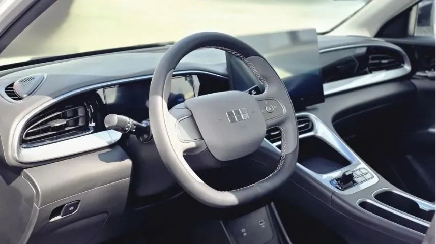 Geely EX2 PRO, foto 10 de 13
