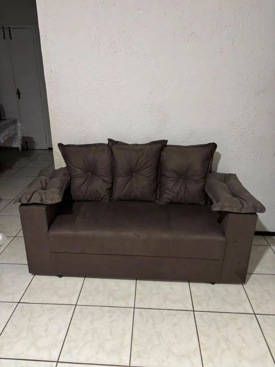 . Sofá VEGAS 3 Lugares - Direto da Fábrica com Entrega GRÁTIS! - Foto 2
