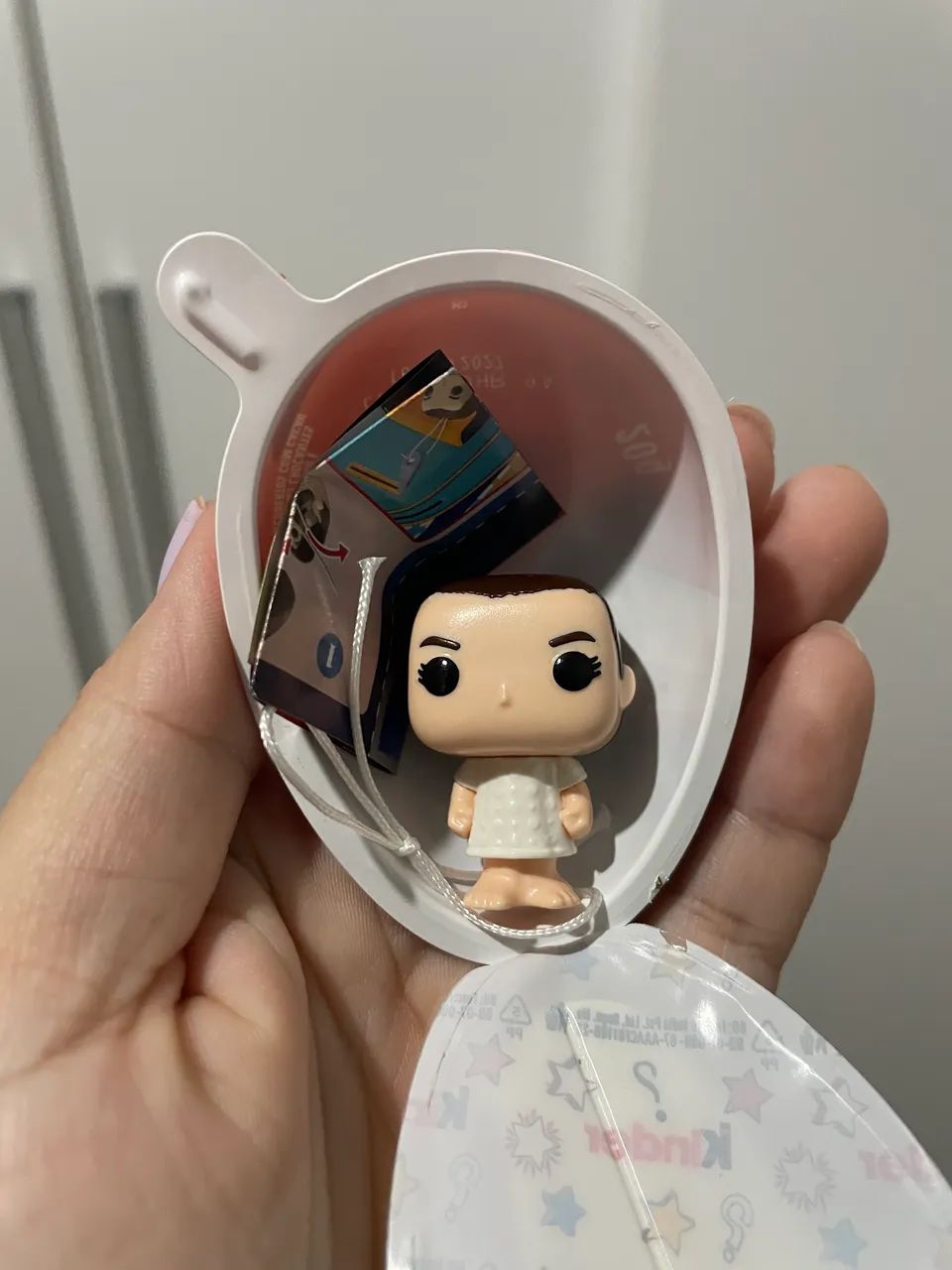 FUNKO STRANGER THINGS KINDER JOY