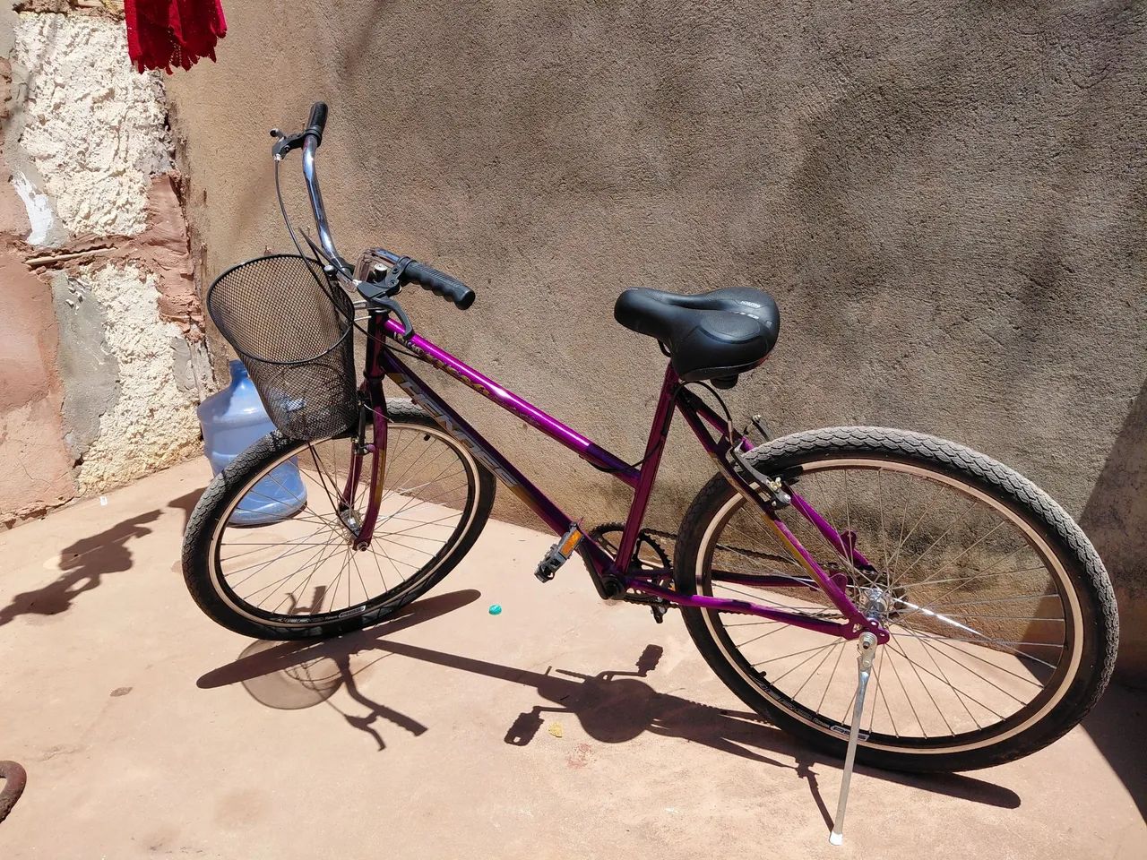 Vendo Bicileta Aro 26 Semi nova 