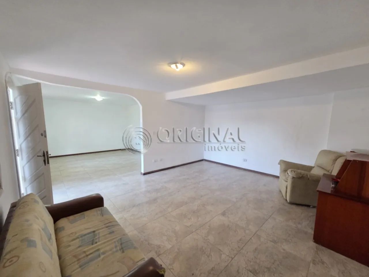CASA COM 4 DORMITÓRIOS PARA LOCAÇÃO - Foto 4