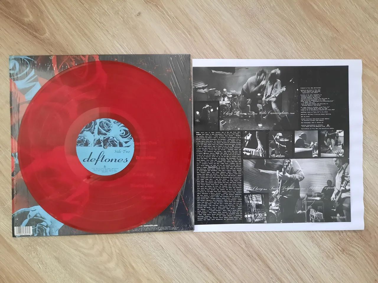 Vinil Deftones limited edition LP ruby - Foto 4