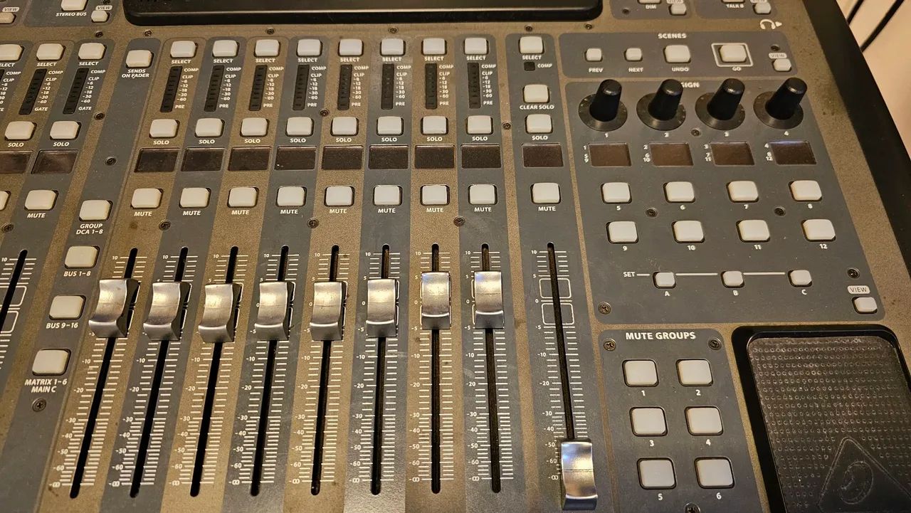 Mesa X32 Behringer full - Foto 3