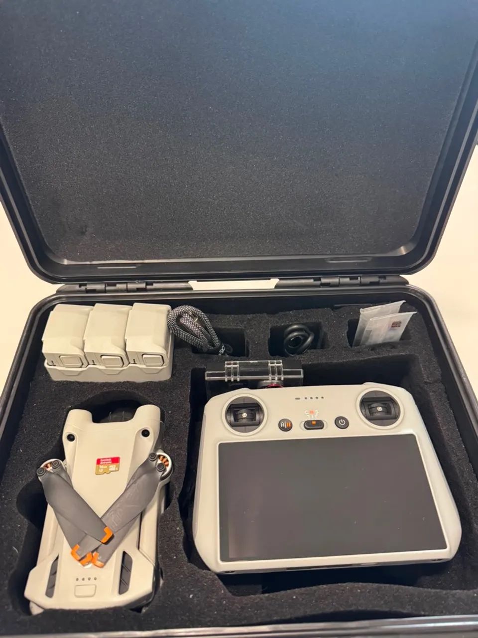 Drone DJI mini 3 Pro - Combo - Case Rígida  - Foto 2