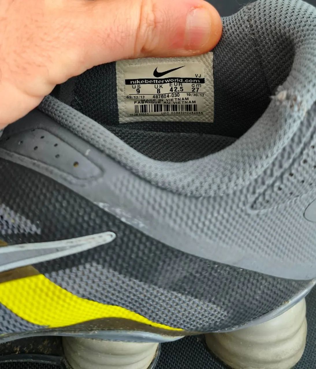 Tenis nike shox amarelo e cinza - Foto 2