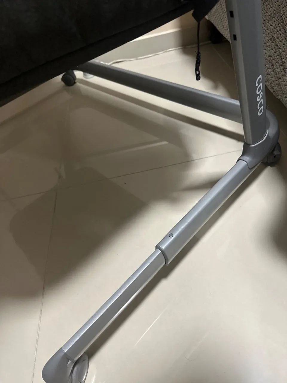 Berço portátil Cosco Pluggy - Foto 5