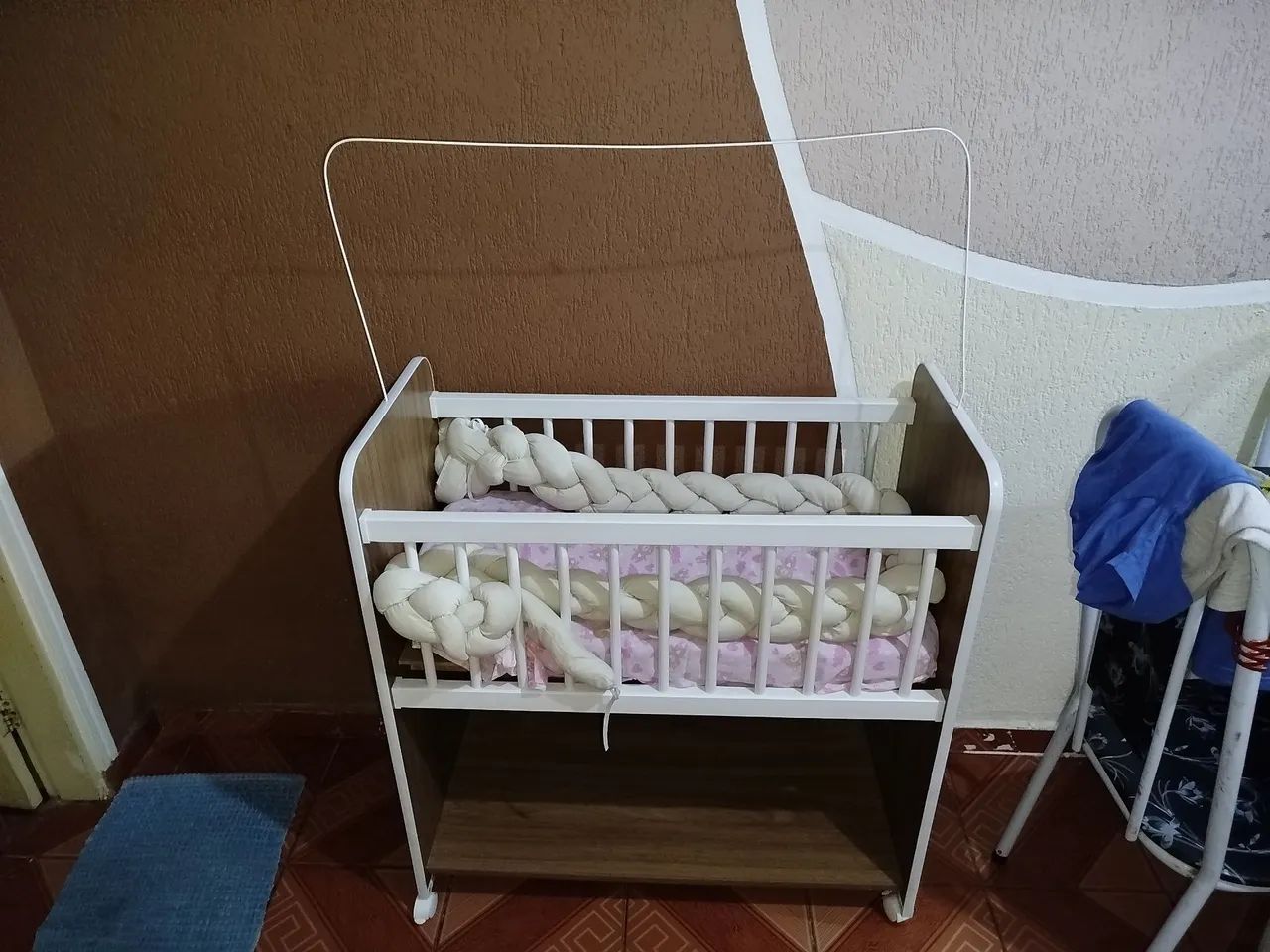 Vendo: berço de madeira  - Foto 2