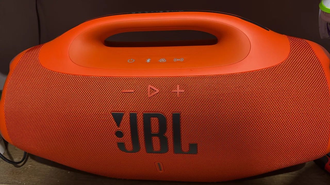 Bombox 4 