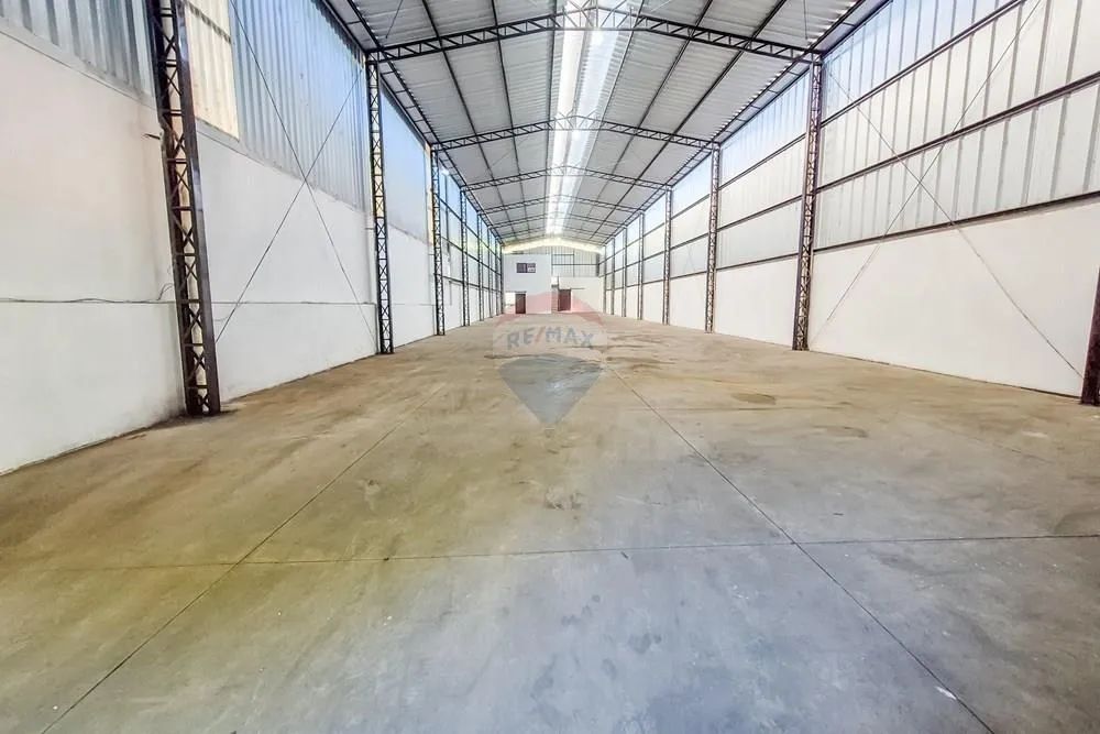 Galpão 600m2 Pé Direito 7.2m para aluguel em Comendador Levy Gasparian
