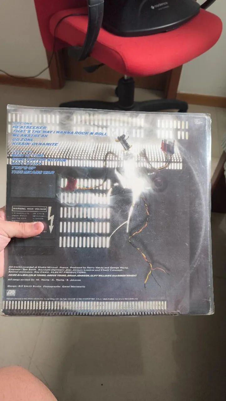 Disco vinil AC/DC impecável  - Foto 2