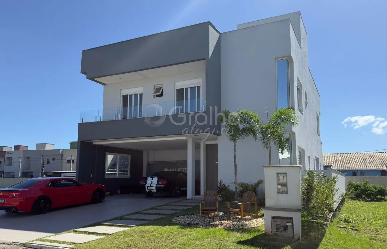 Casa com 5 quartos em condomínio fechado