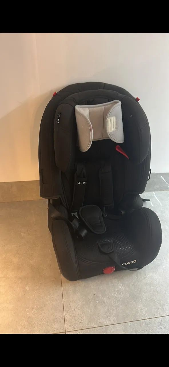 Cadeirinha Cosco com ISOFIX