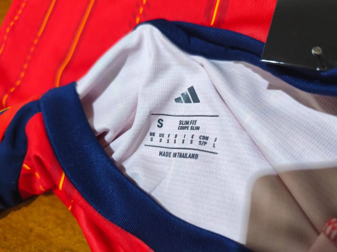 Vendo camisa da seleção espanhola  - Foto 3