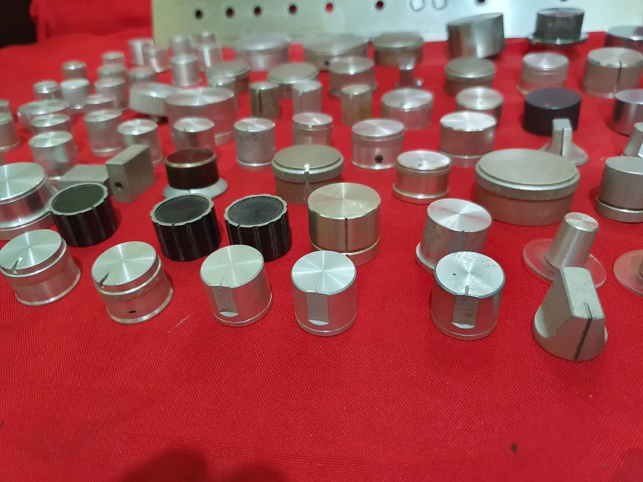 Knobs e peças vintage  - Foto 3