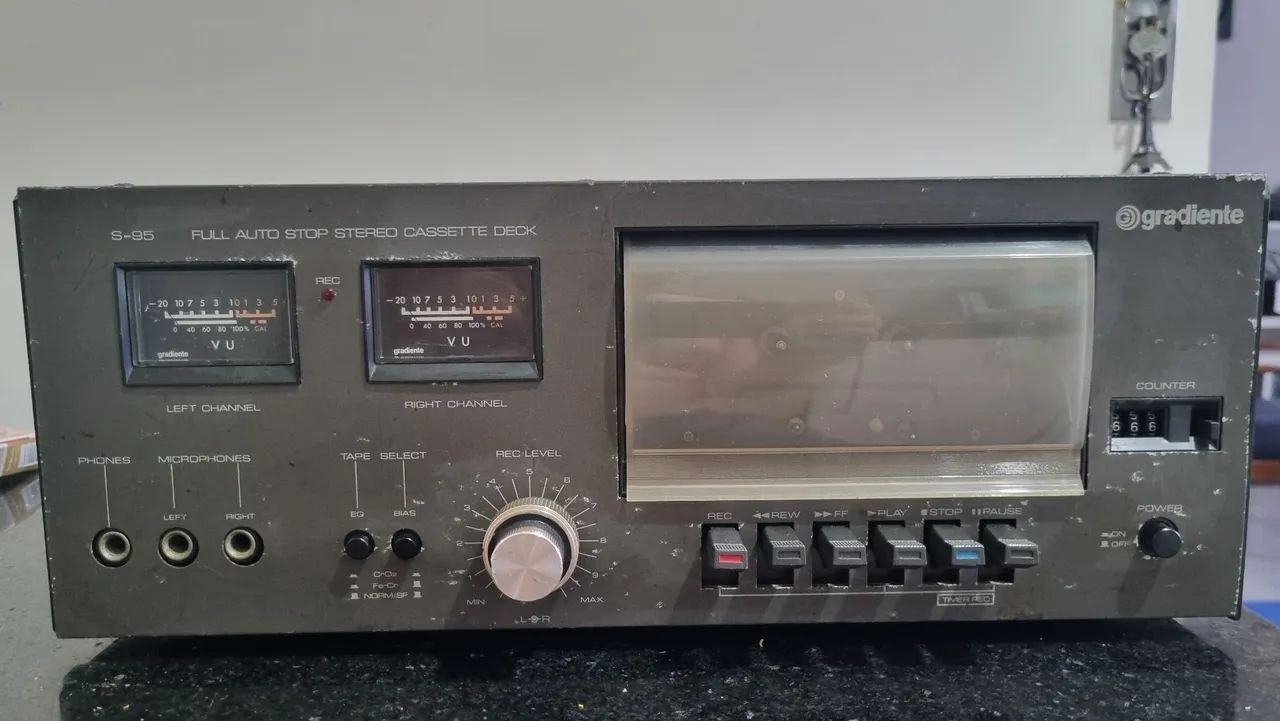 Tape deck Gradiente S95 (para peças)