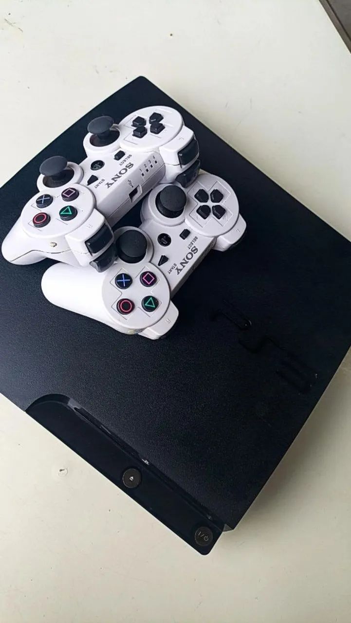 PS3 com 2 controles  - Foto 2