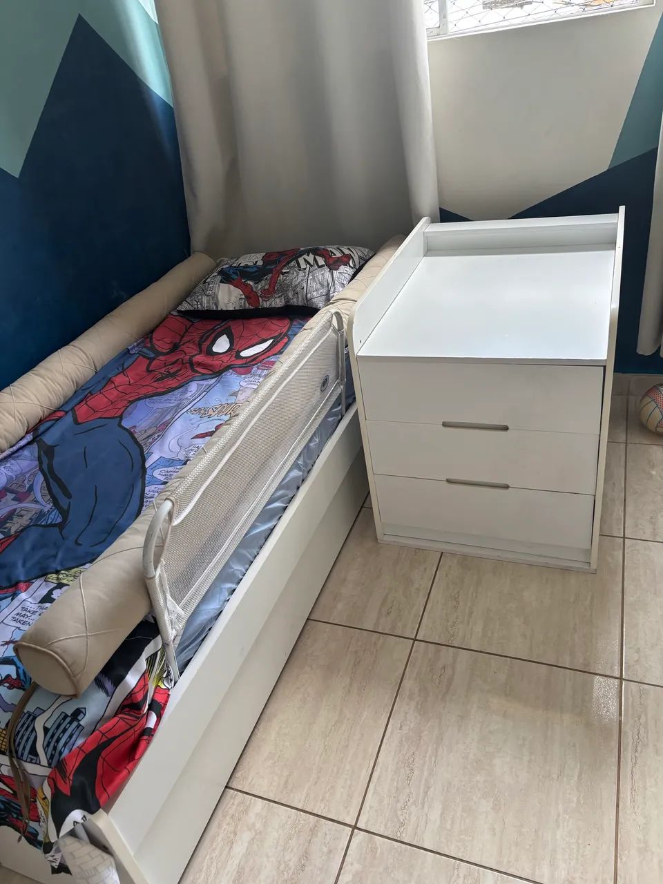 Cama de solteiro com cama auxiliar e gaveteiro - Foto 4