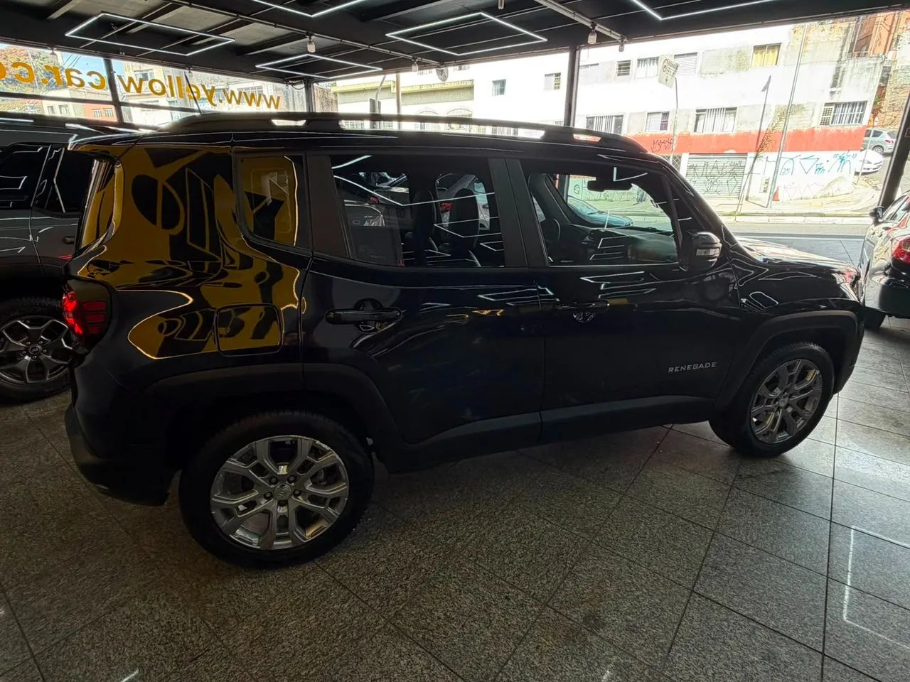Jeep Renegade Longitude T270 1.3 Turbo 4x2 Aut., foto 18 de 20